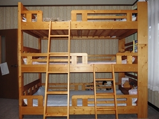 三段ベッド (5).JPG